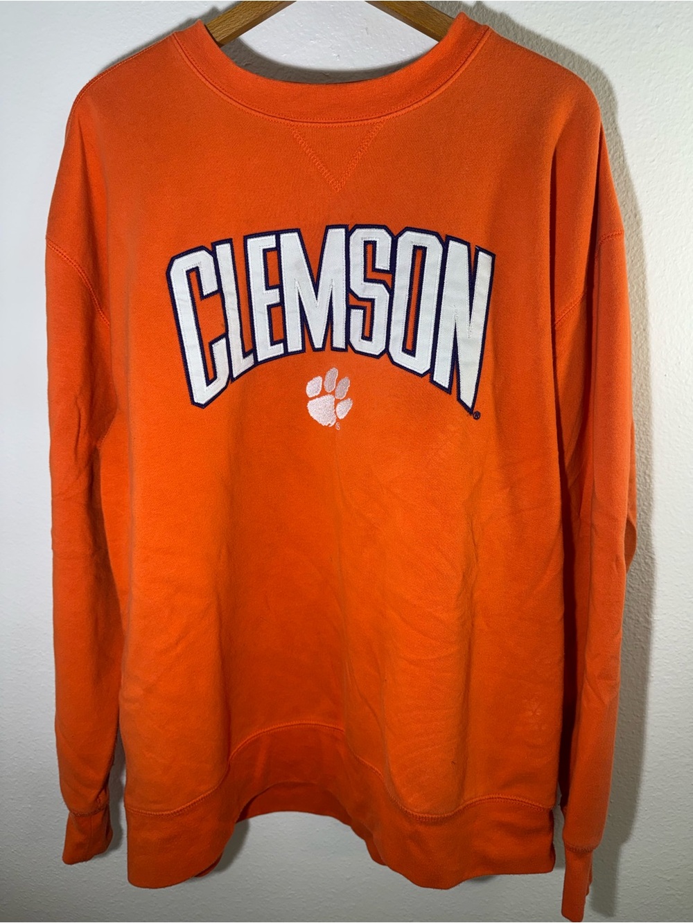 NCAA Clemson Tigers Orange Crewneck Sweatshirt Knights Apparel Mens XL Logo